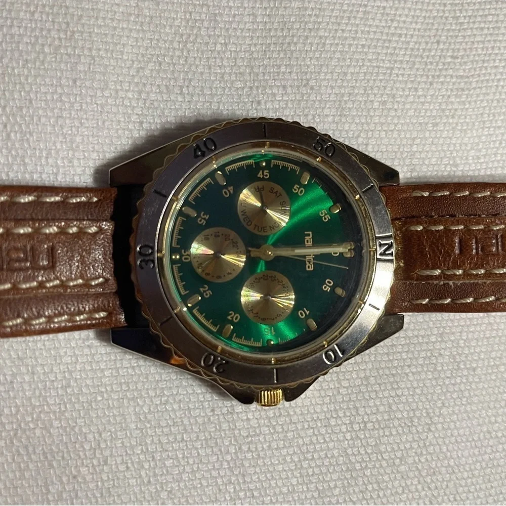 Vintage 90s Nautica Emerald Dial Quartz Diver Watch Used needs battery